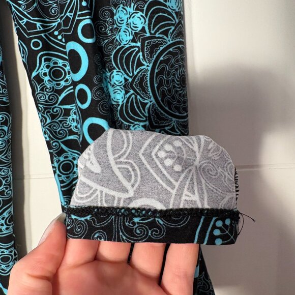 Just Cozy Tights - Picture 2 of 5